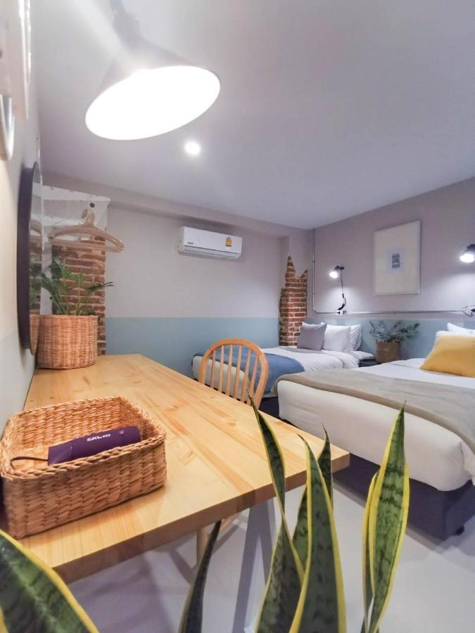 Snoozy Guesthouse Phuket Exterior foto